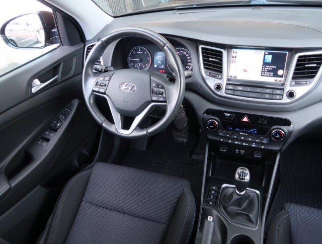 Hyundai Tucson  1.7 CRDi 