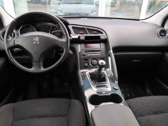 Peugeot 3008  2.0 HDi 