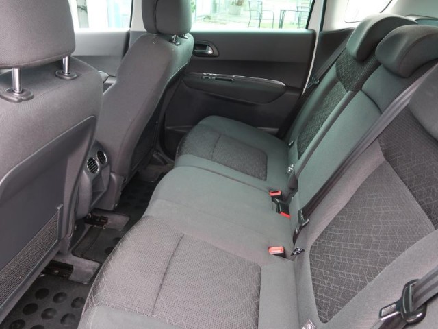 Peugeot 3008  2.0 HDi 