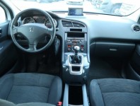 Peugeot 5008  1.6 HDi 