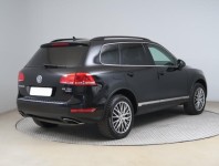 Volkswagen Touareg  3.0 TDI 