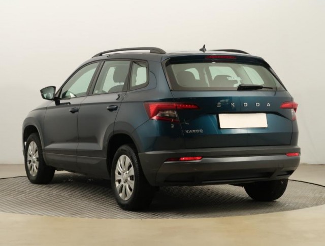 Škoda Karoq  1.0 TSI Active