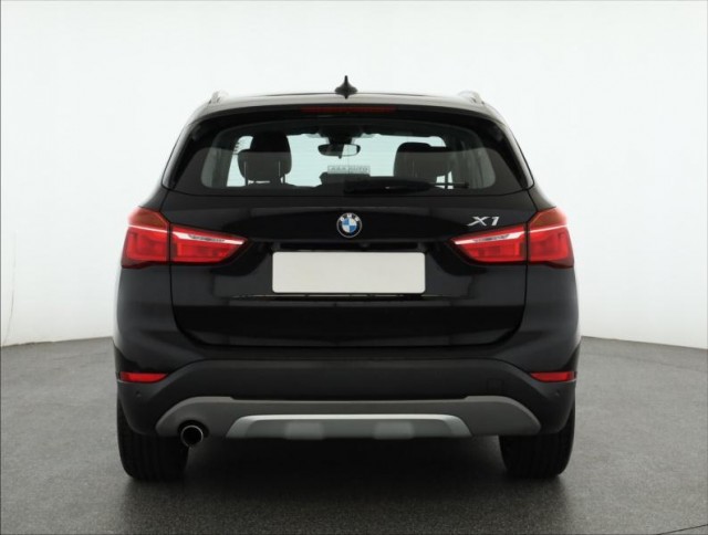 BMW X1  sDrive18d 