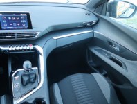 Peugeot 3008  1.2 PureTech Active Pack