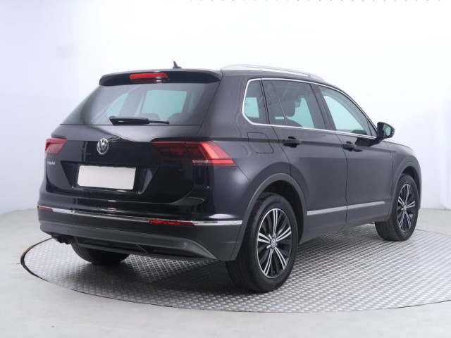 Volkswagen Tiguan  2.0 TSI Highline