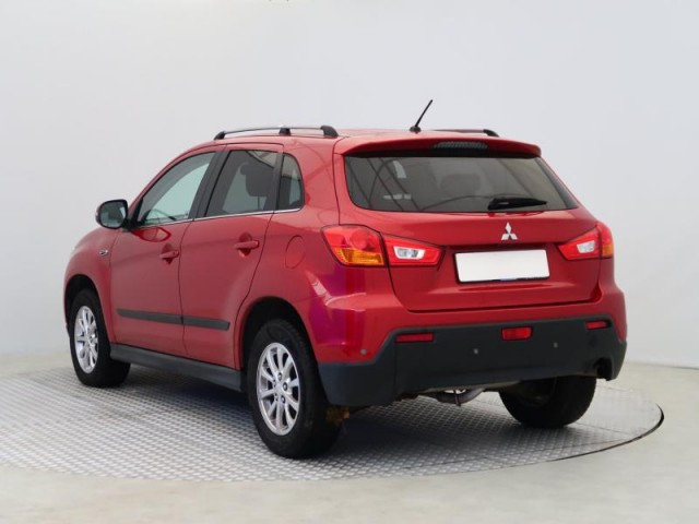 Mitsubishi ASX  1.8 DI-D MIVEC 