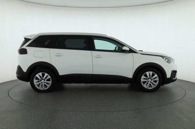 Peugeot 5008  1.5 BlueHDi Active