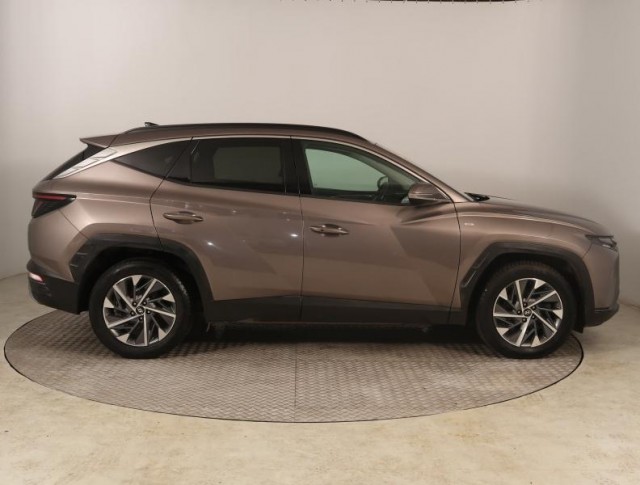 Hyundai Tucson  1.6 CRDi 48V MHEV 