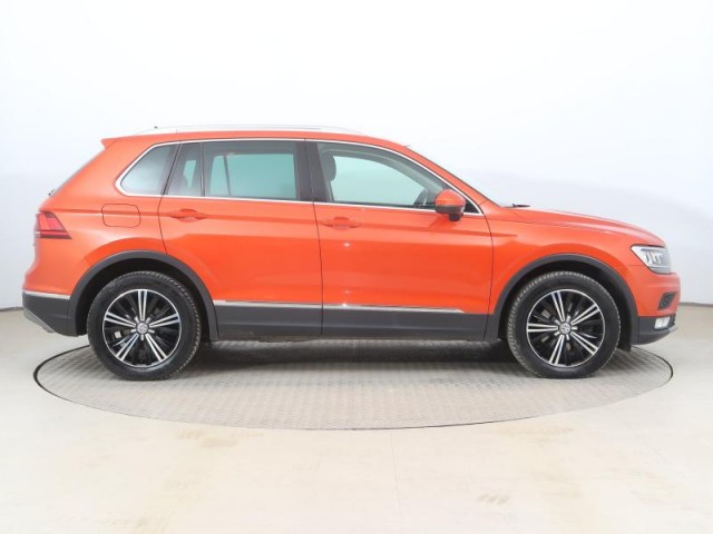 Volkswagen Tiguan  2.0 TSI Highline