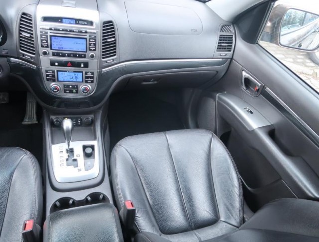 Hyundai Santa Fe  2.2 CRDi 