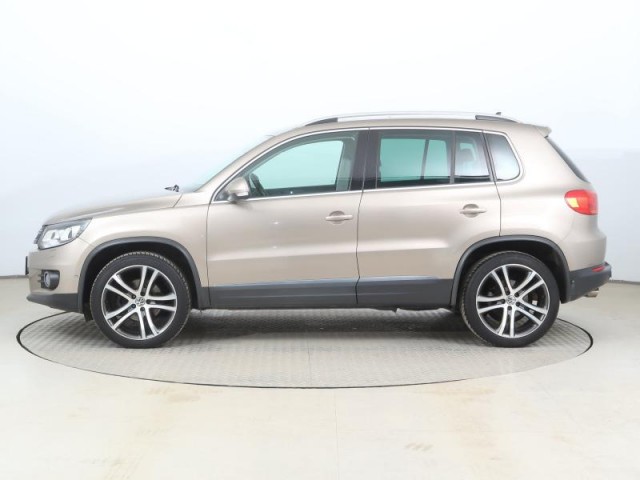 Volkswagen Tiguan  2.0 TDI 