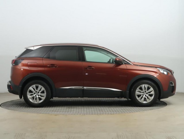 Peugeot 3008  1.5 BlueHDi Allure