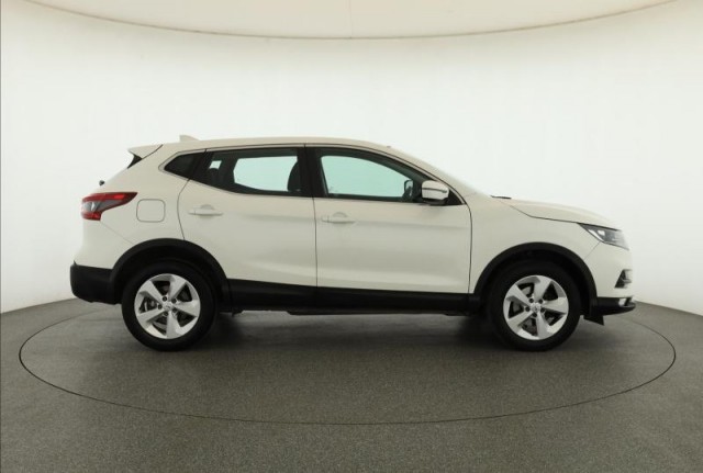 Nissan Qashqai  1.3 DIG-T 