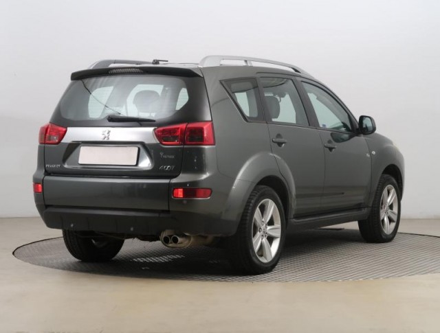 Peugeot 4007  2.2 HDI 
