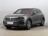 Volkswagen Touareg  3.0 TDI 