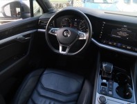 Volkswagen Touareg  3.0 TDI 