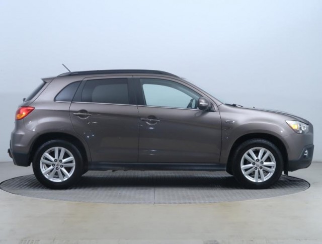 Mitsubishi ASX  1.8 DI-D MIVEC 