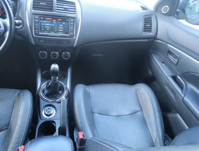 Mitsubishi ASX  1.8 DI-D MIVEC 