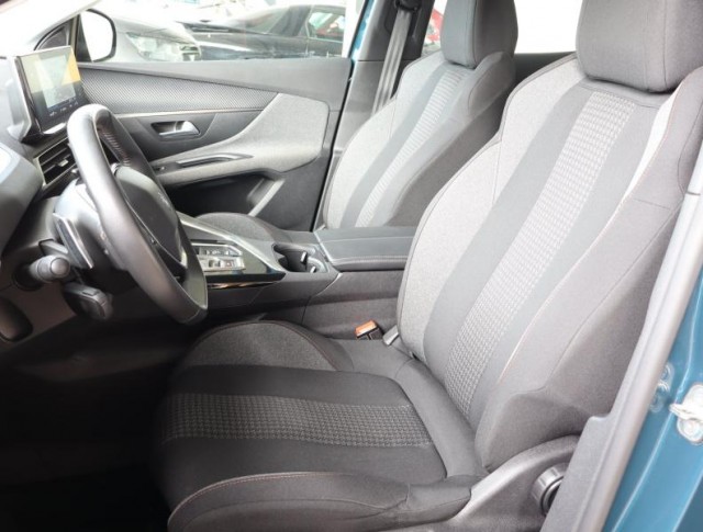 Peugeot 3008  1.2 PureTech Active Pack
