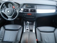 BMW X6  xDrive40d 