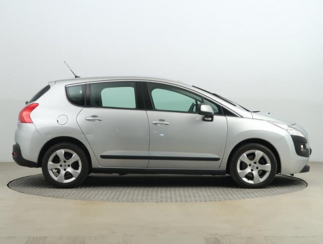 Peugeot 3008  2.0 HDi 