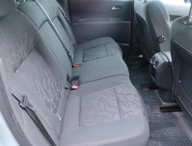 Peugeot 3008  2.0 HDi 