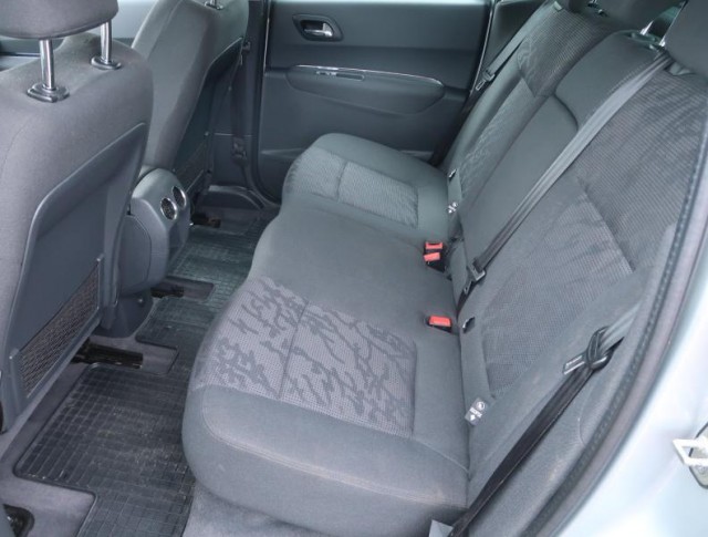Peugeot 3008  2.0 HDi 