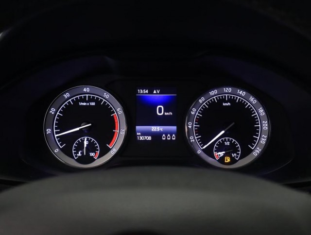 Škoda Karoq  1.5 TSI Style