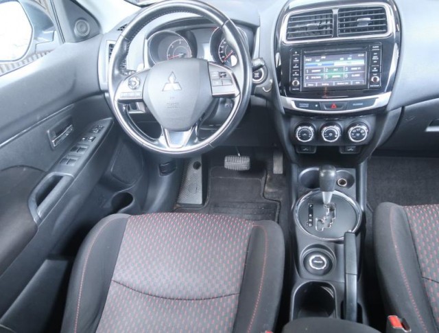 Mitsubishi ASX  2.2 DI-D 