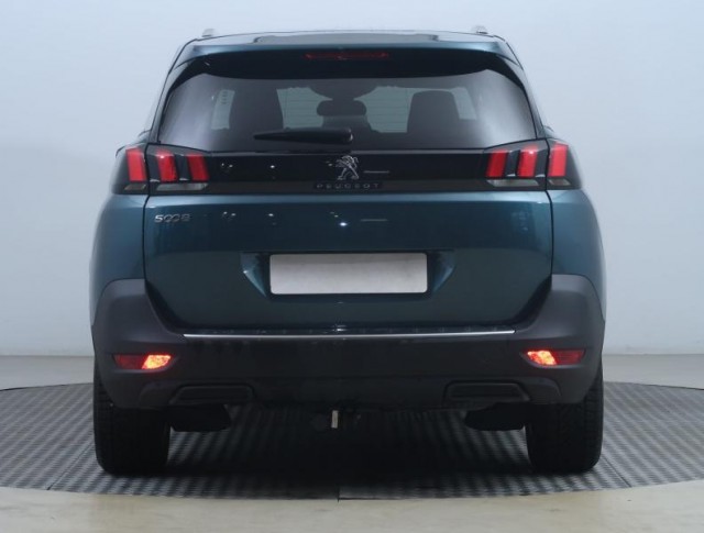 Peugeot 5008  1.5 BlueHDi 
