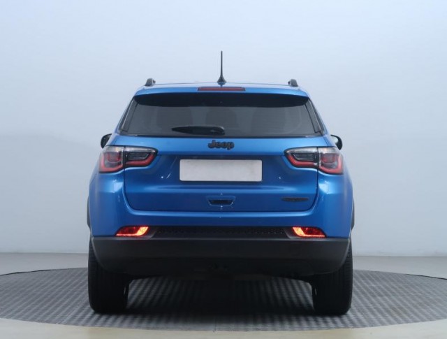 Jeep Compass  1.3 T-GDI Night Eagle