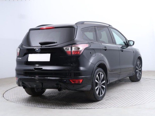 Ford Kuga  2.0 TDCi ST-Line