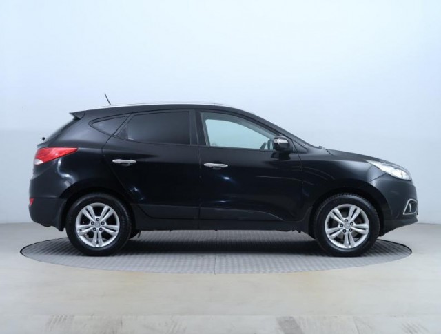 Hyundai ix35  2.0 CRDi Trikolor Plus