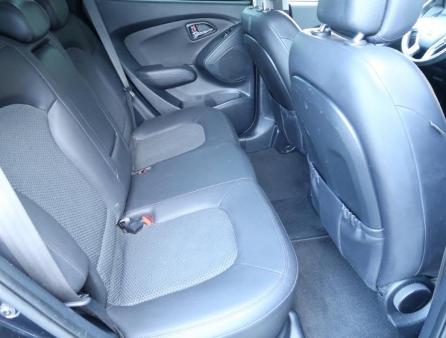 Hyundai ix35  2.0 CRDi Trikolor Plus
