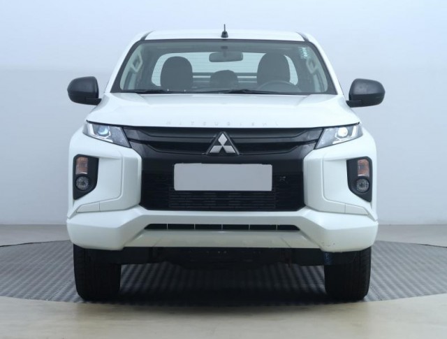 Mitsubishi L200  2.2 DI-D Invite