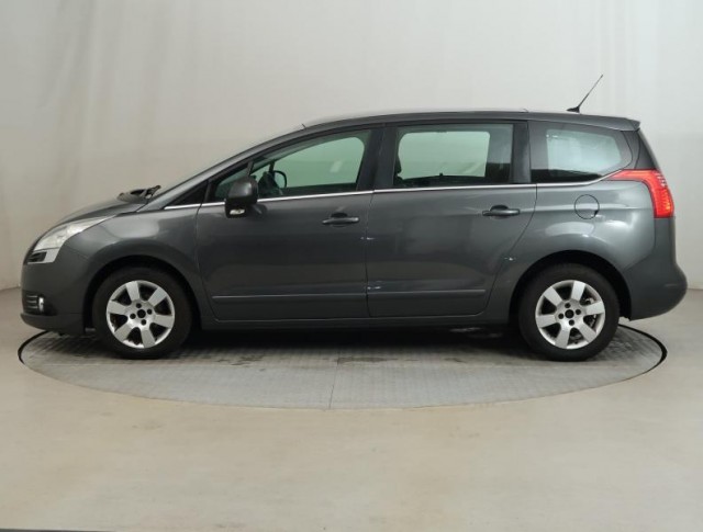 Peugeot 5008  1.6 HDi Access