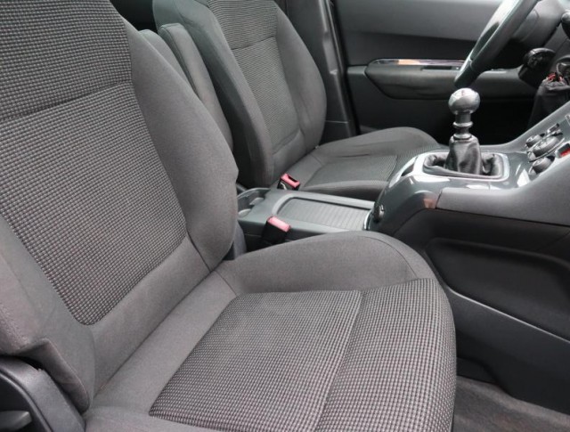 Peugeot 5008  1.6 HDi Access