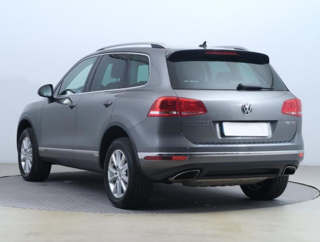 Volkswagen Touareg  3.0 TDI Business