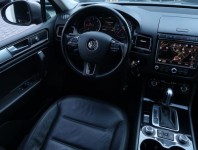 Volkswagen Touareg  3.0 TDI Business