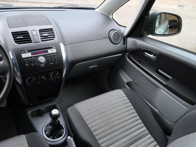 Suzuki SX4  1.6 VVT 
