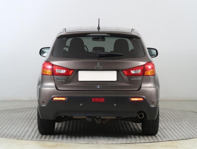 Mitsubishi ASX  1.6 MIVEC Intense