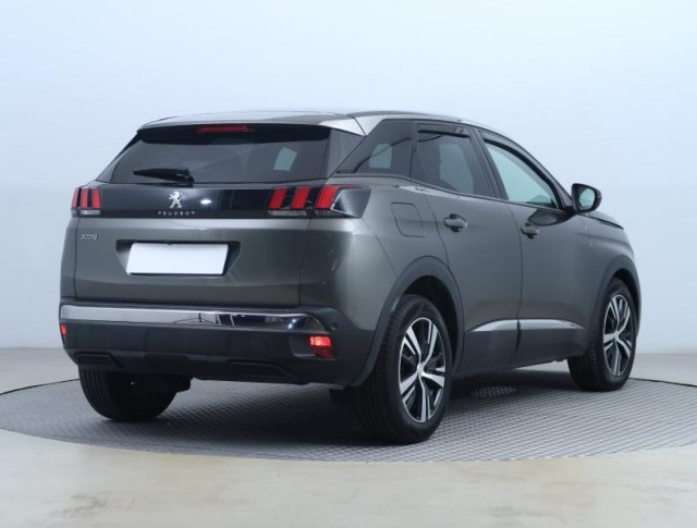 Peugeot 3008  1.6 PureTech Allure