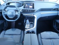 Peugeot 3008  1.6 PureTech Allure