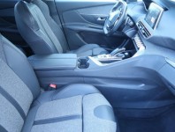 Peugeot 3008  1.6 PureTech Allure