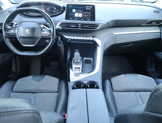 Peugeot 5008  1.6 THP Allure