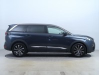 Peugeot 5008  1.6 THP Allure