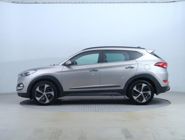 Hyundai Tucson  2.0 CRDi Style