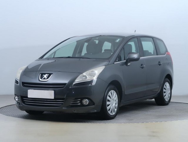 Peugeot 5008  1.6 HDi 