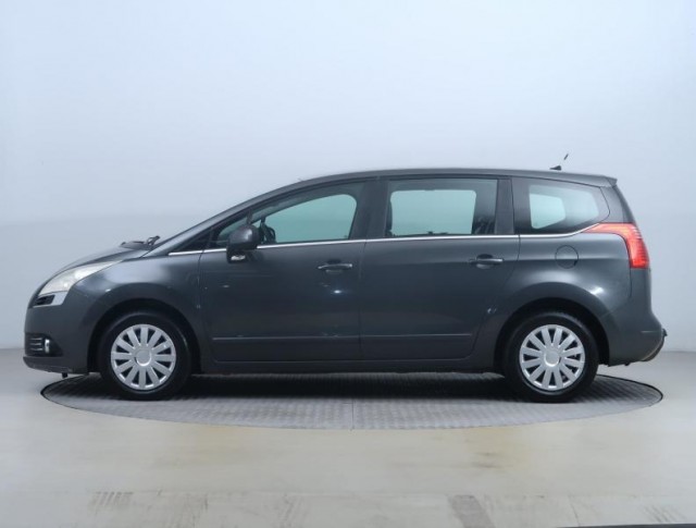 Peugeot 5008  1.6 HDi 