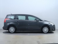 Peugeot 5008  1.6 HDi 